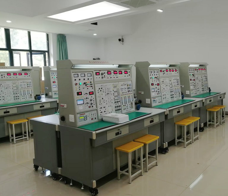 電工技術實驗裝置